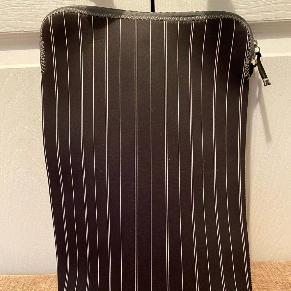 IE Pinstripes 12x16 Padded Black Laptop Sleeve.
